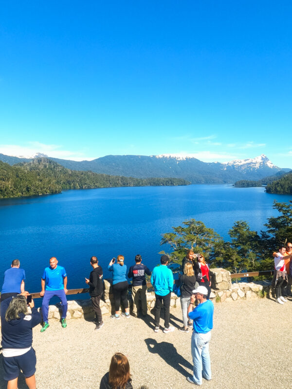 San Martín de los Andes por los 7 Lagos: Naturaleza, Miradores y Postales Únicas de la Patagonia - Imagen 1
